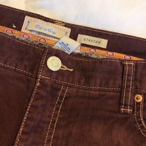 Maroon stretch chords